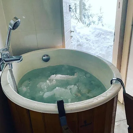 W Szczyrku Sauna & Balia Щирк