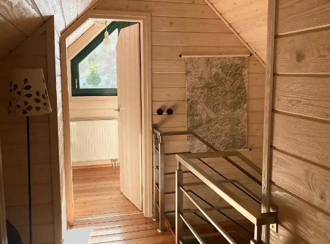 W Szczyrku Sauna & Balia בית נופש *