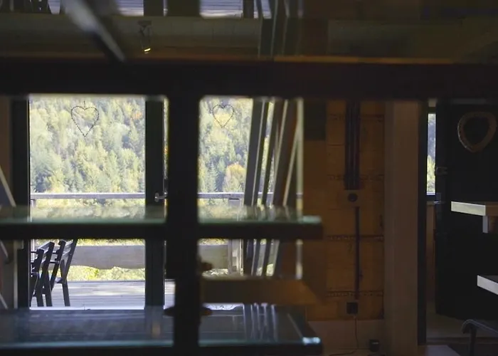 W Szczyrku Sauna & Balia שצ'צ'ירק