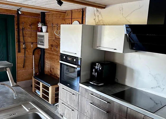 W Szczyrku Sauna & Balia בית נופש שצ'צ'ירק