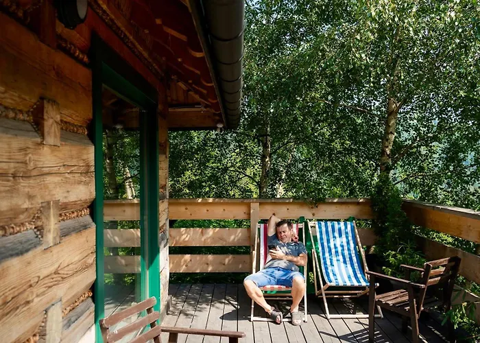 W Szczyrku Sauna & Balia בית נופש *